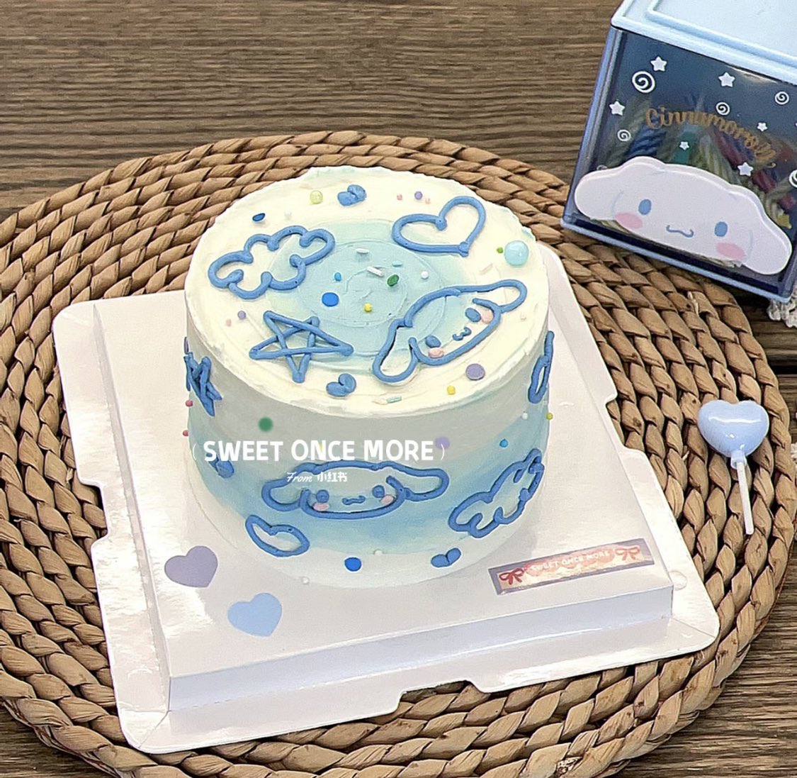 piinkimi_'s tweet photo. sanrio cakes https://t.co/DQgyapPs6w