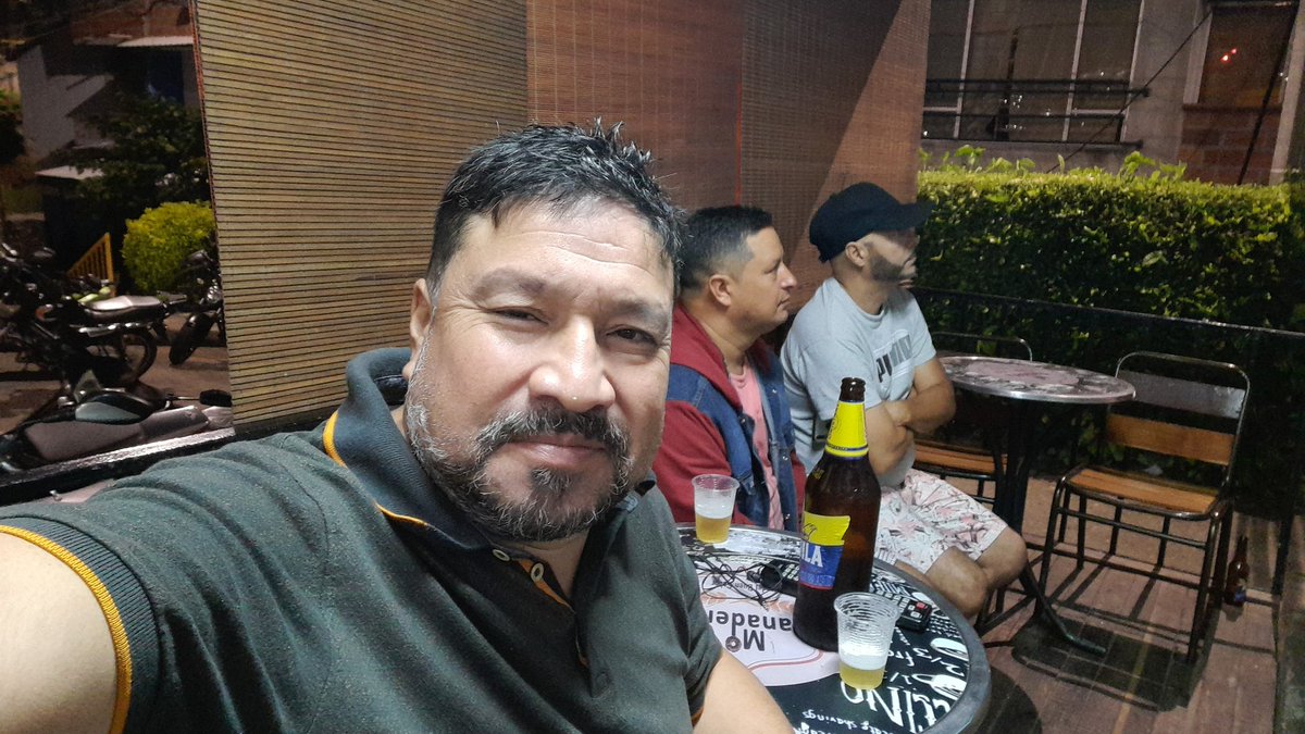 luischasta's tweet photo. #RCNConLaSelección https://t.co/QnASkH5aiJ