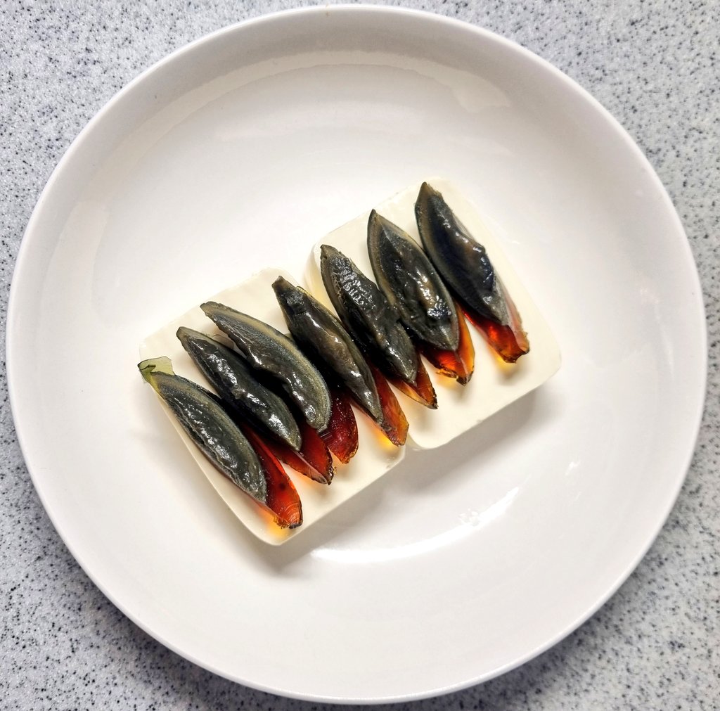 lynnkoh_'s tweet photo. Chilled Tofu with Century Egg ❤️❤️❤️
#凉拌皮蛋豆腐
#centuryegg 
#centuryeggs
#homecooking 
#homecookfood
#lcancook
#llovecooking
#Lynncancook https://t.co/idRiDYV0ji