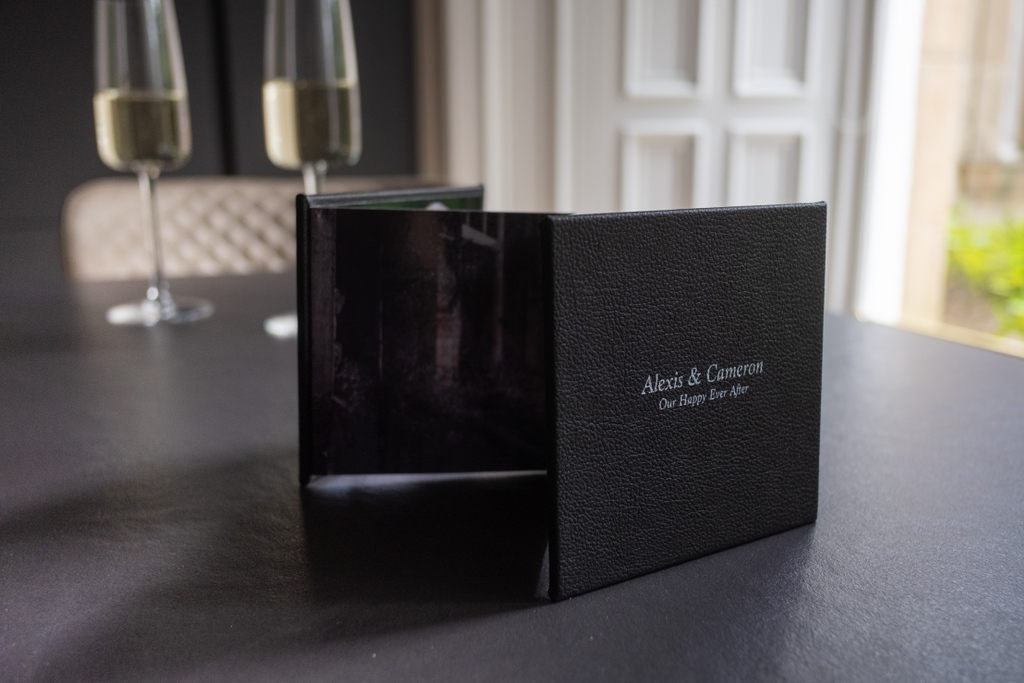 It's the little things that matter...

🔎 Keepsake Accordion