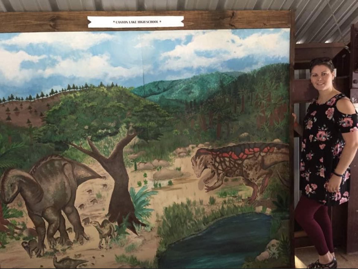 CHS_Deatherage's tweet photo. August 12, 2016 The Dinosaur Museum in Canyon Lake asked art teachers and students with Comal ISD and New Braunfels ISD create murals to show the evolution of the dinosaurs and our hill country. @NellAnd01630252 Lauren George @nbisdFineArts @comalfinearts https://t.co/UxxrjyM7bT