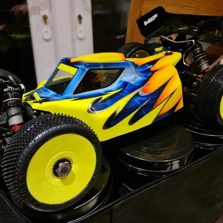 gingapaint's tweet photo. #NewProfilePic @CMLDistribution @ProLineRacing https://t.co/x3jHENhlBd