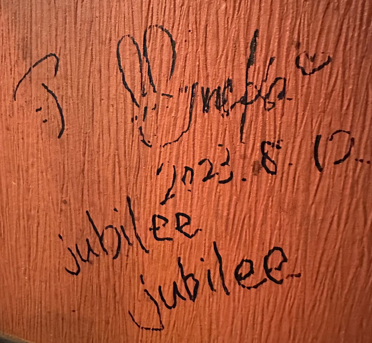 jubileejubilee's tweet photo. ガールズボカン!!!の主催者
ボカン亭さんへ
ドライカレーを頂きました
ご馳走様でした
壁にサインさせて頂きました
#ガールズボカン
#ボカン亭 https://t.co/hF5WU3tXEC