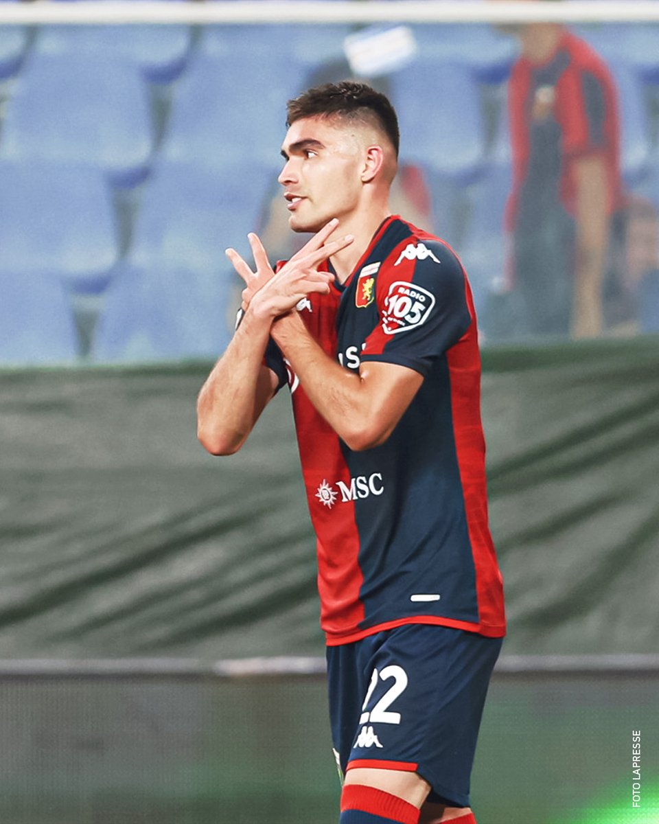 SerieA_ES's tweet photo. - ¿Quieres defender o anotar?
@Johanvasquez23: ¡Sí! 🙅‍♂️

#GenoaModena #CoppaItaliaFrecciarossa https://t.co/s2R5KVwSn3