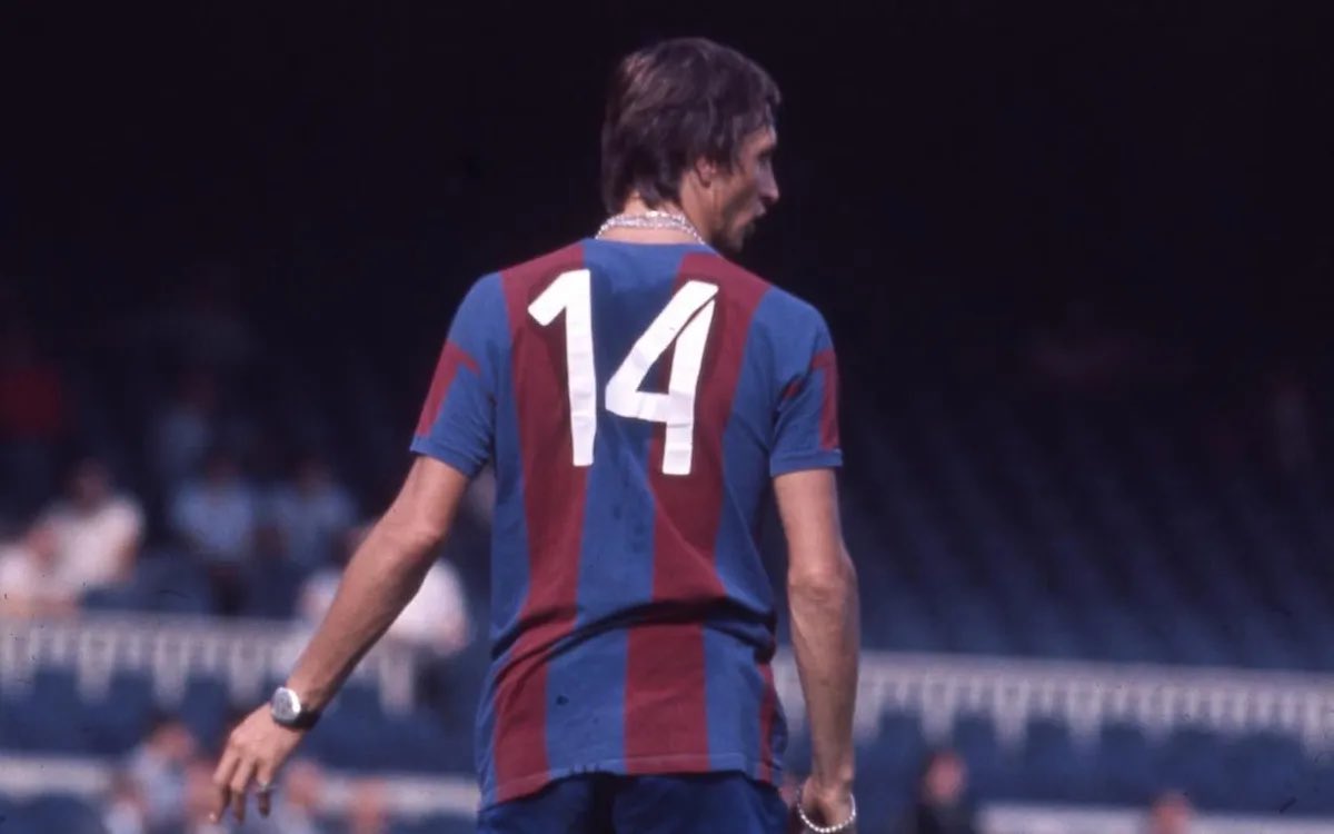 Corazacule's tweet photo. ¿Os gustaría ver a Neymar con el dorsal 14 de Johan Cruyff?

❤️ Si
🔁 No https://t.co/xP6KIPkwhl