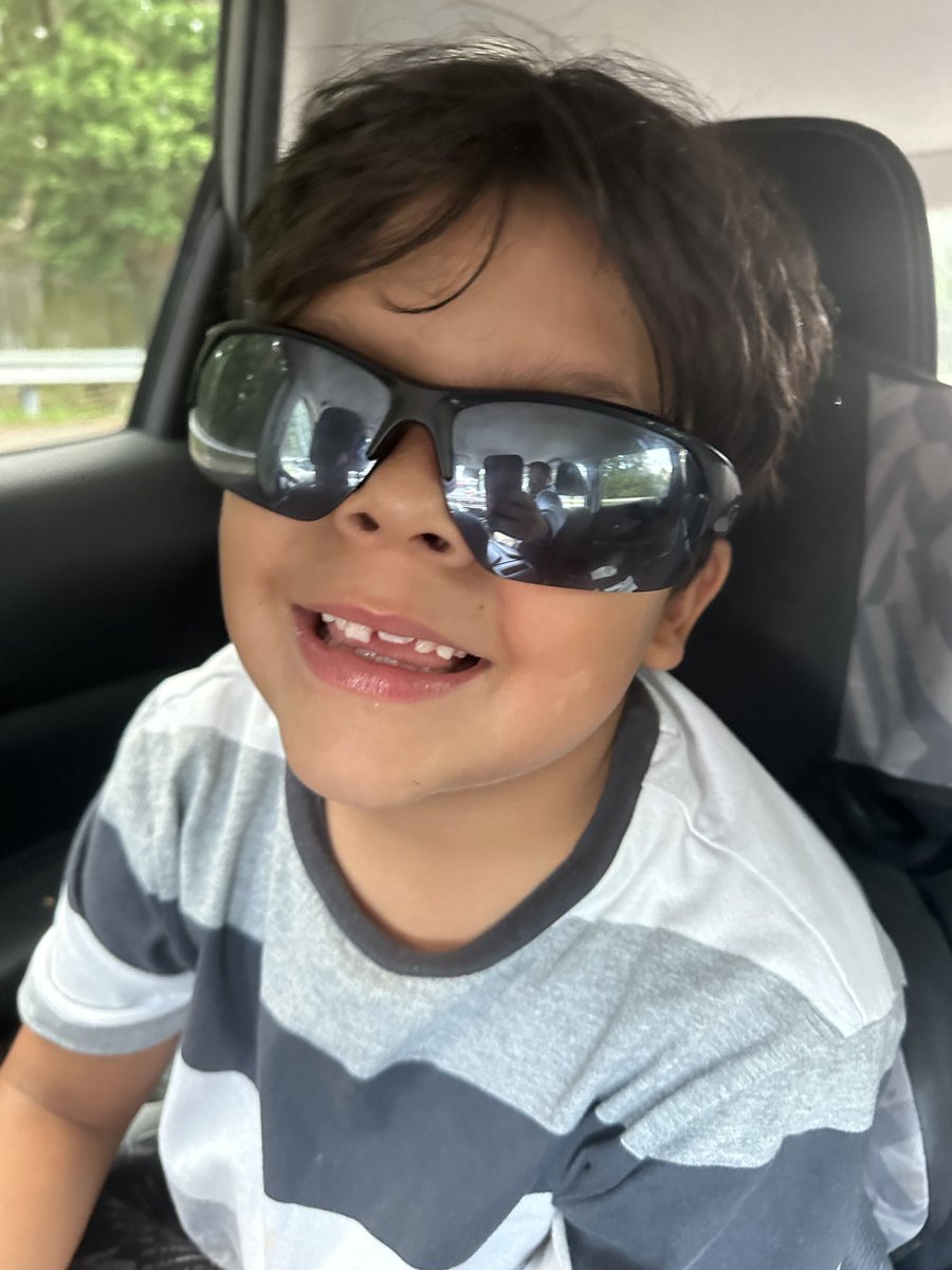 Carl Frederick tweet media