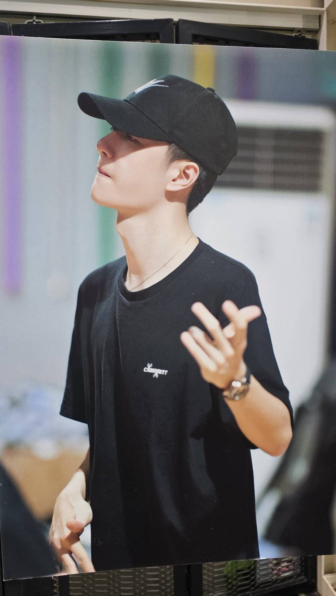 hanaloveyj's tweet photo. มินิyibo น่ารักกกก ขอบคุณ GAW ของ ฟค cool guy💚💚💚 #OneandOnlyPavalaiEdition
#OneAndOnly
#หวังอี้ป๋อ #หวังอี้ป๋อ
#WangYibo #王一博
#ระริกกิ้ฟอะเวย์ https://t.co/34dDjr9VCK