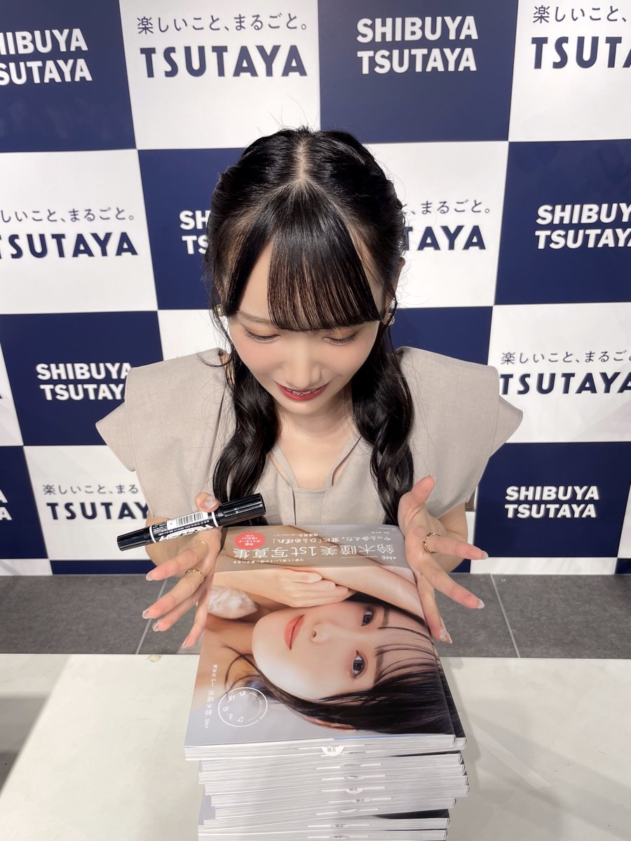 早いもの勝ち　鈴木瞳美　サインチェキ 早いもの勝ち 鈴木瞳美 サインチェキ 🩰 𝙋 𝙍 𝙀 𝙎 𝙀 𝙉 𝙏