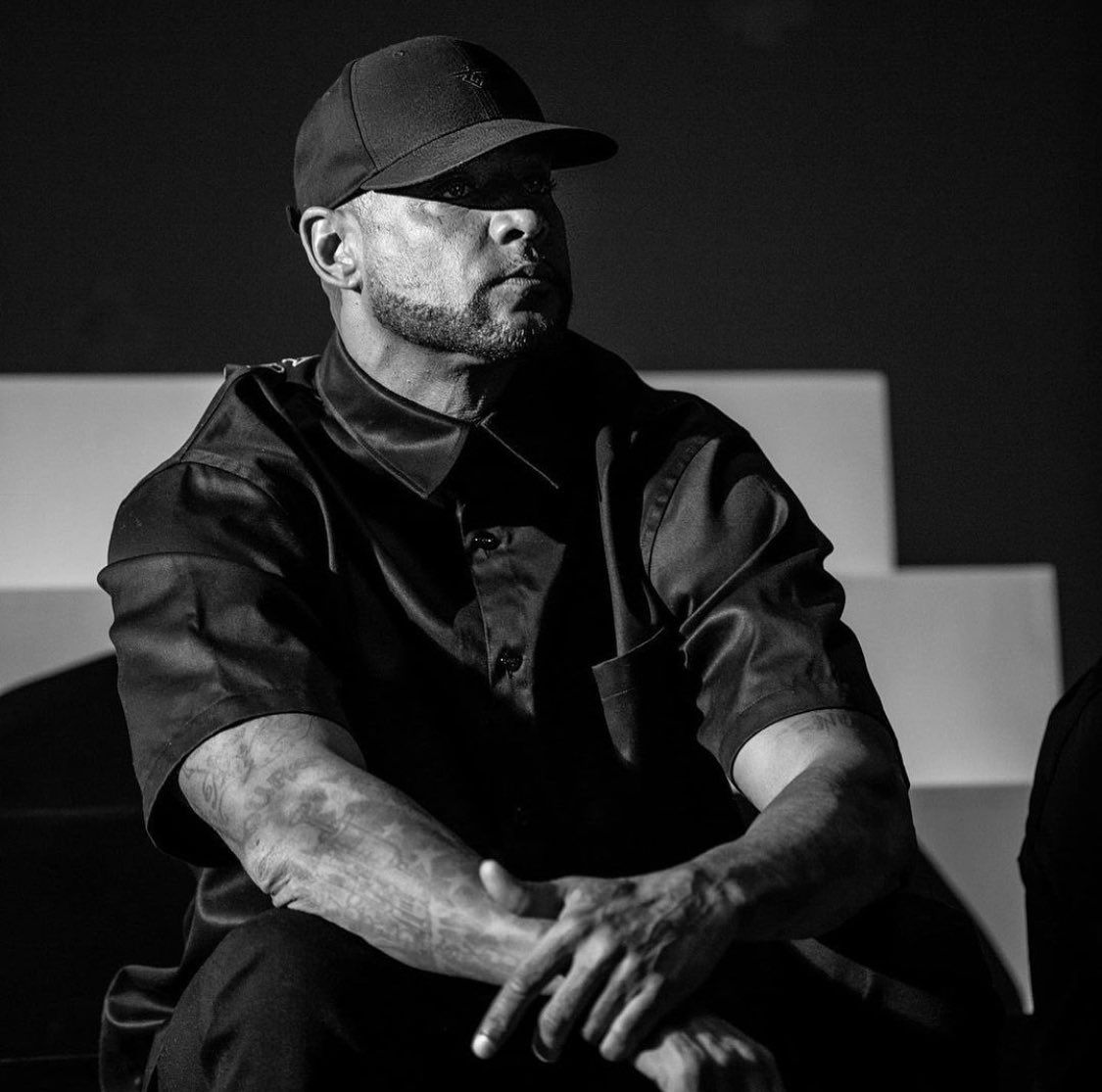 Les prochains titres à être certifiés SINGLE d’OR de Booba :

• Léo Messi -> 9.925.000 streams 
• KOA -> 11.000.000 streams
• Caméléon -> 14.000.000 streams
• Geronimo -> 11.000.000 streams
• Variant -> 12.000.000 streams
• Dragon -> 13.000.000 streams

(chiffres Spotify)