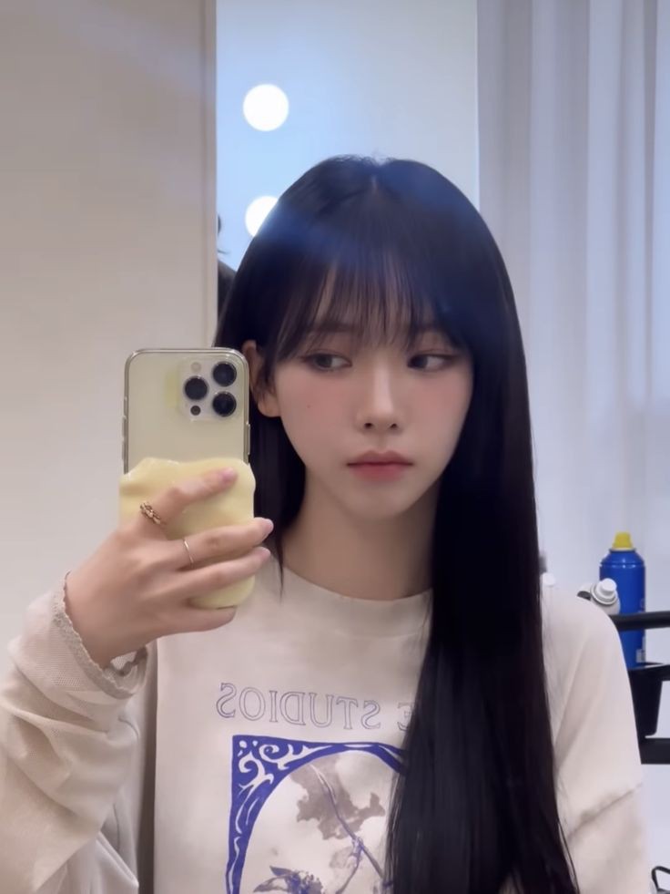 ️
️
️
️
️
Mantau siaran (lagi).
️
️
️
️
️