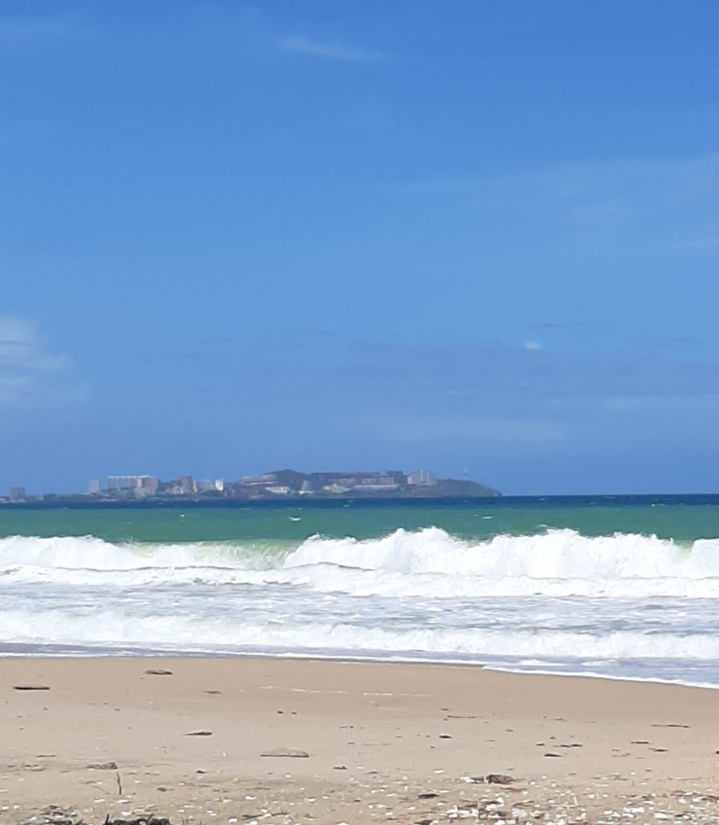 Mayelos2's tweet image. Buenos dias.#Punta Ballena  vista desde La Caracola. Pampatar.