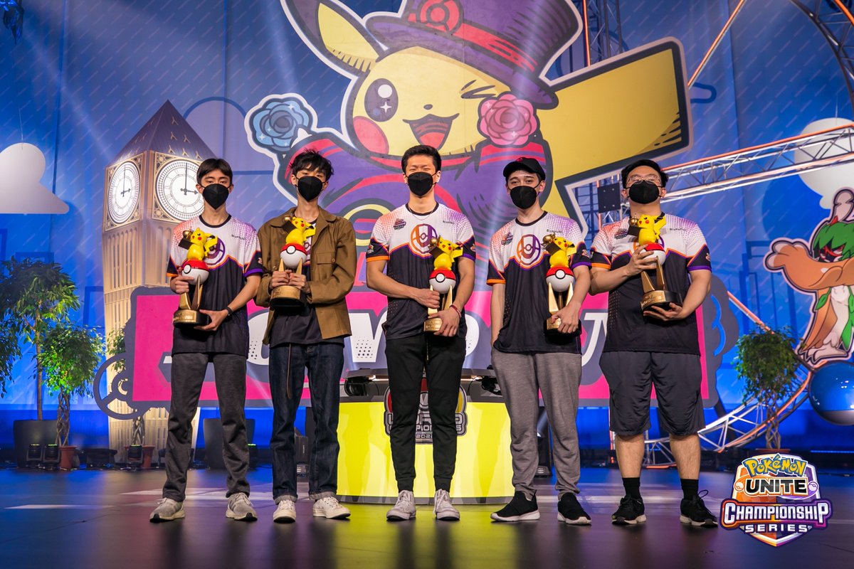 Luminosity's tweet image. Two seasons. Two trophies. 🏆🏆