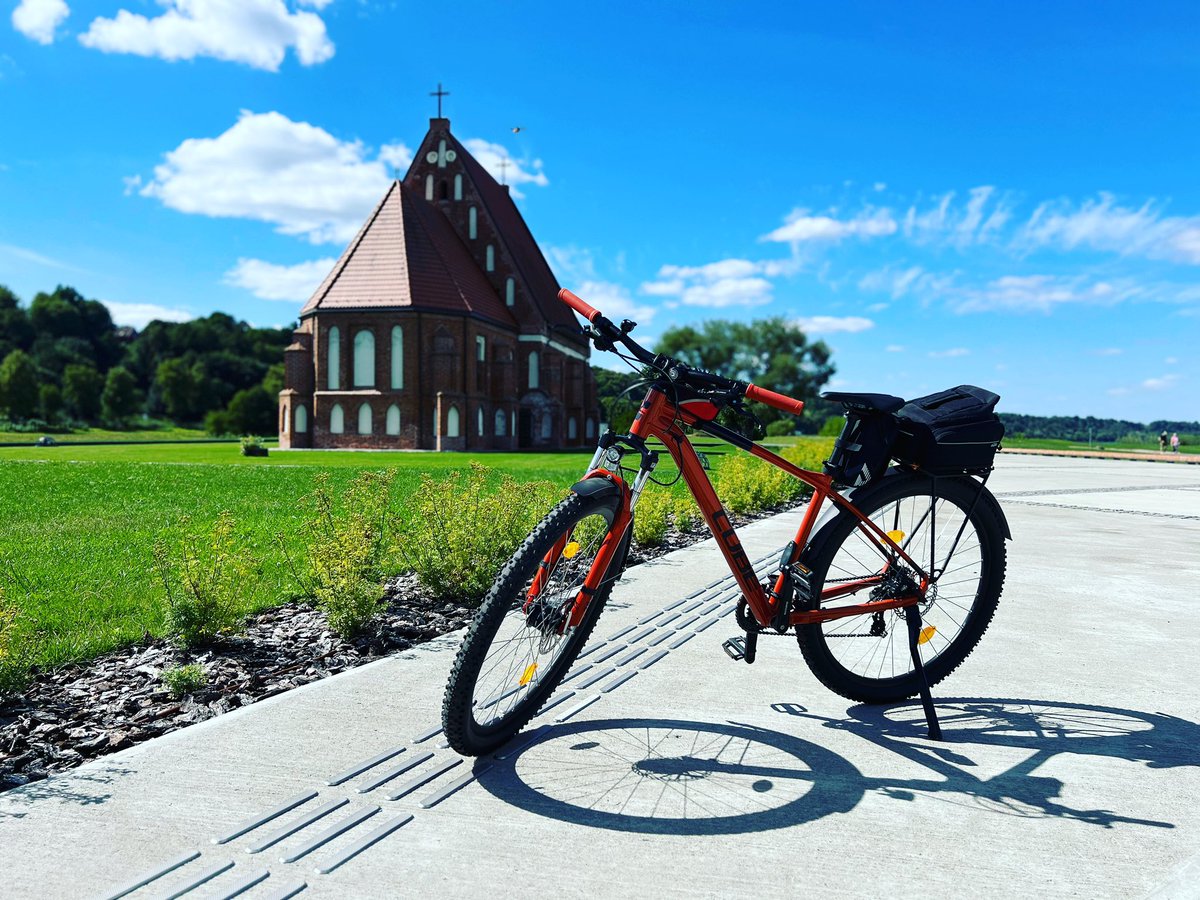 romanas's tweet image. Summer is happening now!