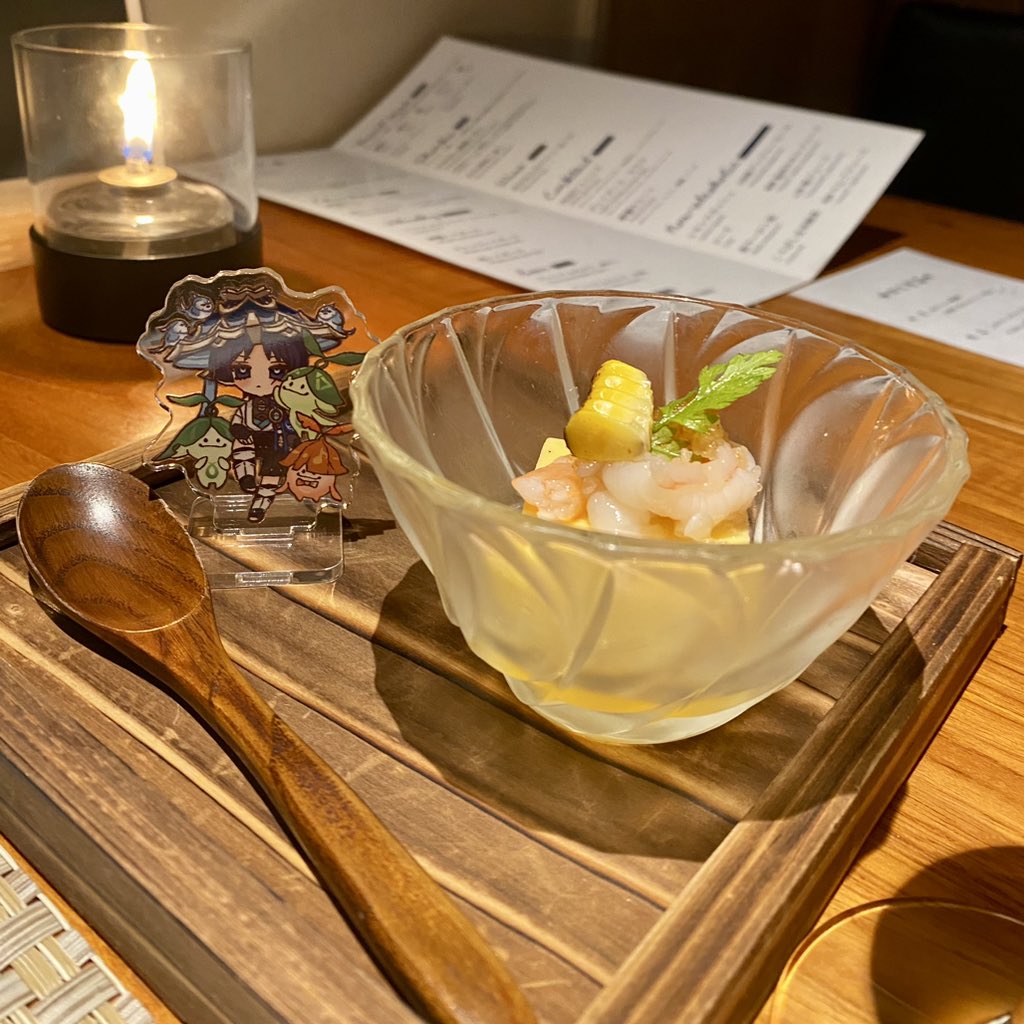 「昨日はalmaおねえさま()と美味しいものを食べ、今朝はケーキを食べました」|いづみ潤のイラスト