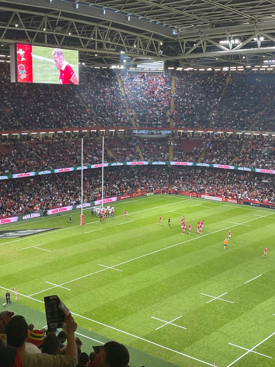 A great day out! Thank you to @bluelightcard for the tickets to the #WalVsEng ‘friendly’ at @principalitysta last Saturday! Fantastic view and seats to watch @WelshRugbyUnion win in preparation for the Rugby World Cup #bluelighttickets 🏴󠁧󠁢󠁷󠁬󠁳󠁿🏉