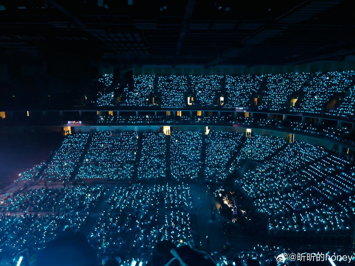 in2lyx's tweet photo. XIN Blue Ocean 🩵

XIN LIU FIRST CONCERT
#XIN_XANADUinGZ
#XINLiu2023XANADUtour https://t.co/GlxdRidgR2
