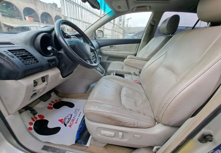 PrimeAutos_'s tweet photo. Lexus RX400H 2007 (registered)
 
🧶 4,200,000
🧶Call/WhatsApp 09093532474
  Buy &amp; Sell Cars At An Affordable 
 
#primeautos #ao https://t.co/RmaBJwYUeI