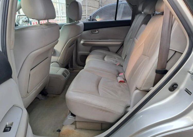 PrimeAutos_'s tweet photo. Lexus RX400H 2007 (registered)
 
🧶 4,200,000
🧶Call/WhatsApp 09093532474
  Buy &amp; Sell Cars At An Affordable 
 
#primeautos #ao https://t.co/RmaBJwYUeI