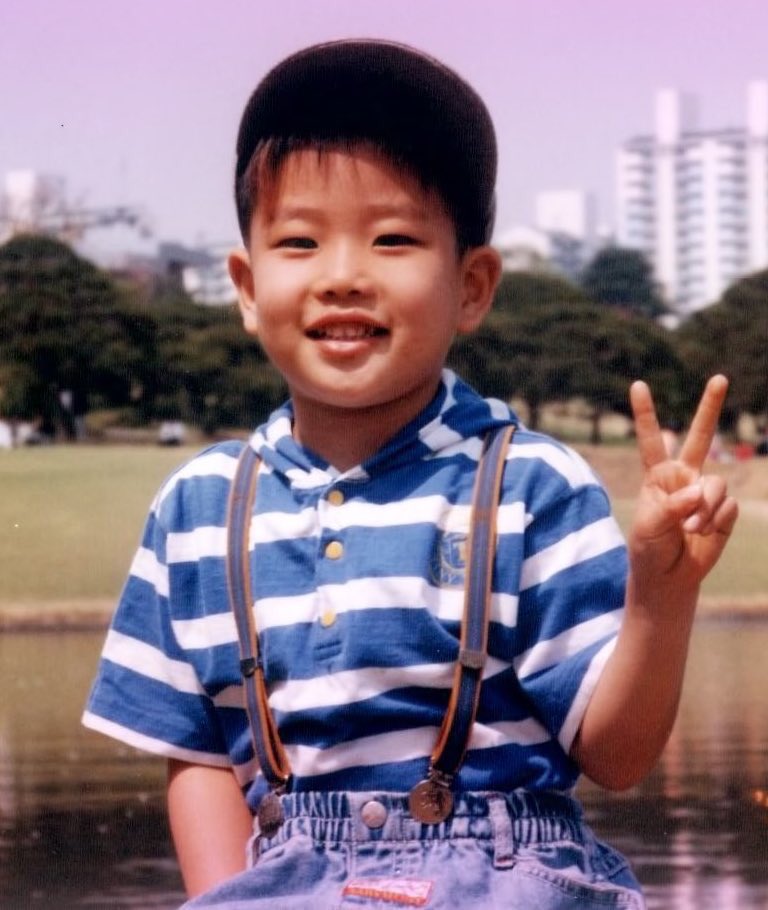 intokmj's tweet photo. myungie, you grew up so well. ♡ #엠제이 https://t.co/FWWPF6lbBL