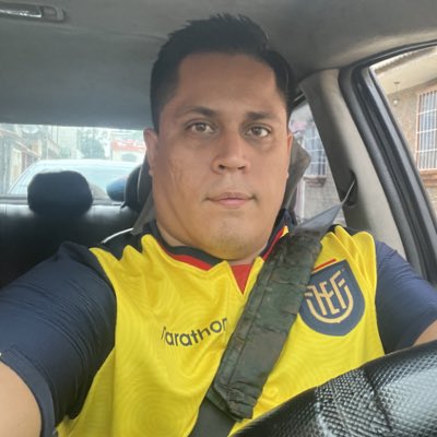 RomulitoV's tweet photo. #NuevaFotoDePerfil https://t.co/J4Hu7pzlyZ