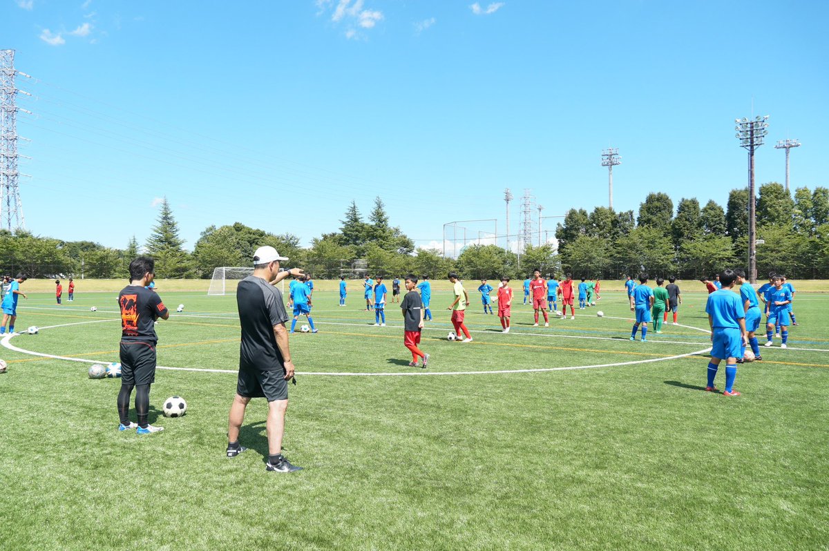 traumtraining's tweet photo. 🔵ブログ更新🟡

✍️ 5チーム合同「TRAUM SUMMER CAMP」！
➡ https://t.co/0eS1MdvBJC

チームの垣根を超えて指導者・選手が交流し、上手くなることにこだわった充実した時間となりました🤝✨

皆様、ありがとうございました！

#TRAUMSVつくば
#TRAUMSV岐阜
#SAKURAFC
#SUZUKA28FC
#三重ユナイテッド https://t.co/ctyPuVoELh
