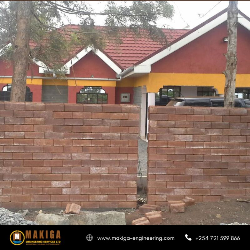 MakigaKe's tweet image. Unleash your creativity! Interlocking soil blocks offer endless design possibilities. From modern homes to schools and offices, build your vision with Makiga. #VersatileDesign #BuildingInnovation