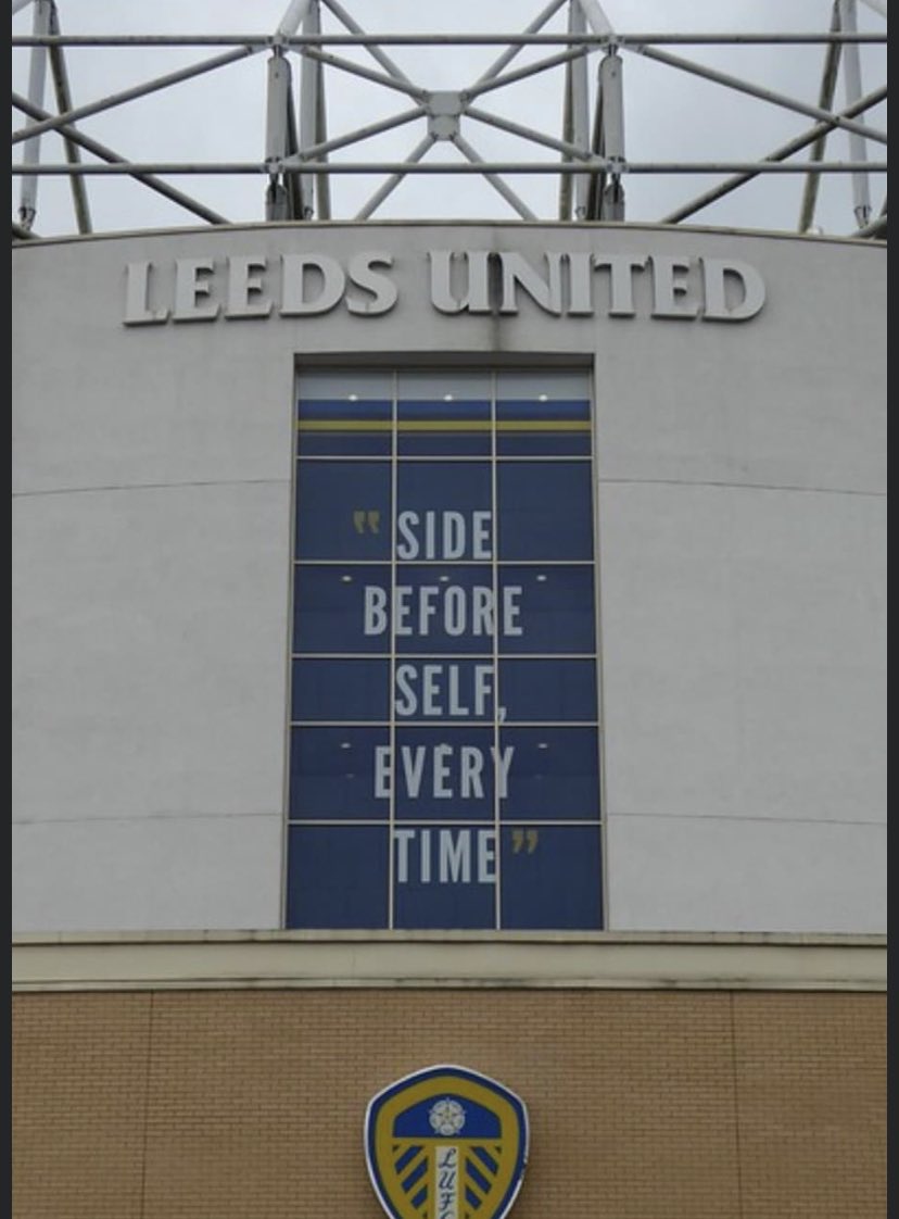 nickycrowther77's tweet image. I wonder if Willy has ever looked up when he’s arrived at Elland Road? In my opinion, he no longer has a place at Leeds United. No one is too good to play for LUFC. #Gnonto #LUFC #SideBeforeSelf
