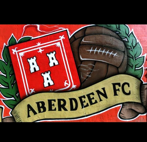 dons_club's tweet photo. Remember it's a noon ko tomorrow.
Zizzis open for 11 so just a small window if you want a sweeper, t-shirt or a seat oot the sun.
π₯΅πΊβ½ππ₯
#donsmin
#roasting https://t.co/DZKohxCNi6