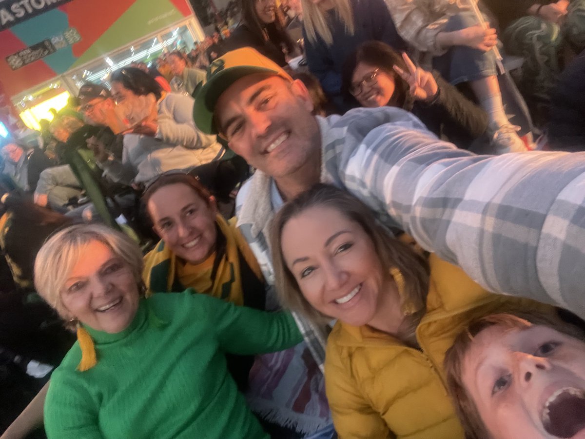 Having a fabulous time being at #Tumbalongpark for #FIFAFANFESTIVAL watching the Matildas take on France. Go#the Matilda's !!!