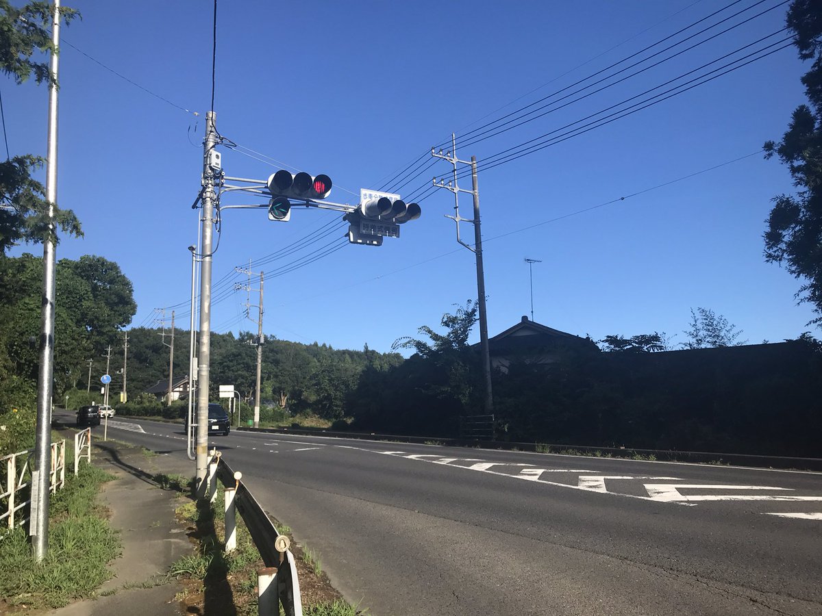 Signal_lowcost1's tweet photo. 感知式じゃなくなってる上に左赤使わなくなった https://t.co/kW4bBVnqLB