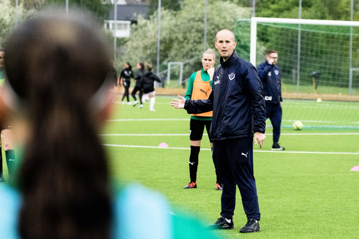 JSodra's tweet photo. Peter Andersson tar över som ny chefstränare för Jönköpings Södras damlag.

Läs mer på hemsidan, https://t.co/QUpSaw5SH4

💚 💚 💚 #jsödra #jönköpingssödra #chefstränare #division2 #fotboll https://t.co/ErzpJztQcI