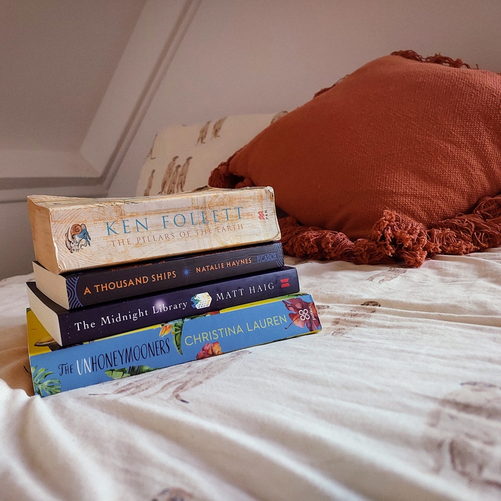 🎧 Have you tuned in yet? 🎙️

Our latest podcast episode with Teagan, host of @thebookstorianpodcast just dropped, and we can't wait for you to hear it! 

📷 Photo is courtesy of @thebookstorianpodcast

podcasters.spotify.com/pod/show/books…