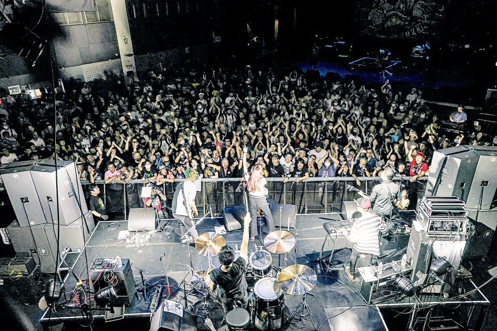 theprisoner2005's tweet photo. ありがとう！PUNK  LIVES 2023！
CLUB CITTA'川崎
全てのパンク・ロックが好きな皆に感謝。次は6人で🤝
またライブハウスで逢いましょう！
写真 IWAKAMI KOUICHI。
#theprisoner #PUNKLIVES #PUNKLIVES2023 #パンクリヴス https://t.co/KCk5GURIwp