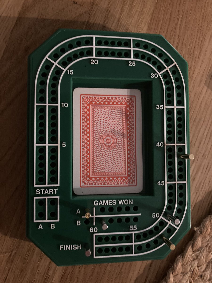 axcxw_'s tweet photo. Finally beat @FireChimp at cribbage last night! Only took 15 yrs! X https://t.co/roUZxKQwbr