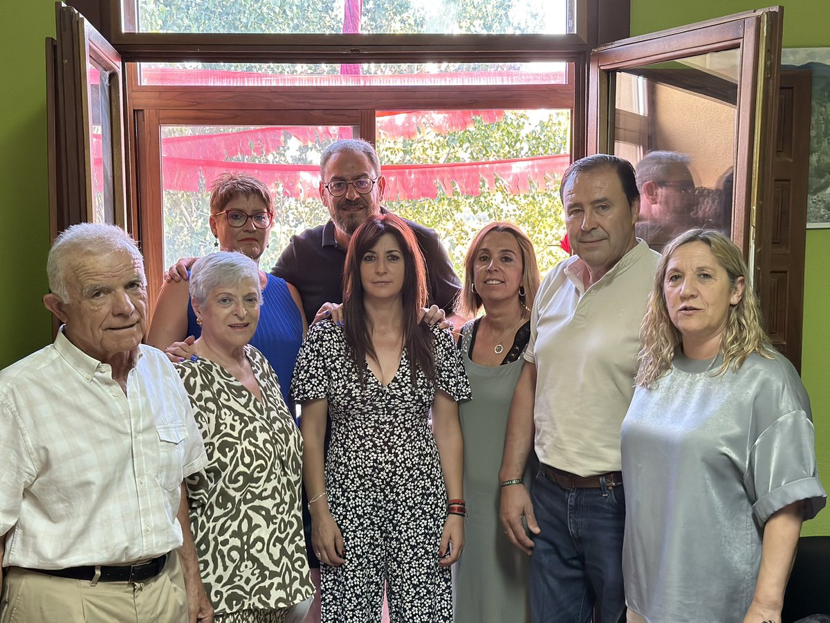 eroblesg1972's tweet photo. #Adobes comienza sus fiestas en honor a Santa Cristina, fiestas arraigados a la tierra y sus tradiciones, los adóbanos disfrutarán de una amplia programación de actos. Gracias Cristina Murciano López por la invitación y tu hospitalidad. https://t.co/QnAB3qWi0y