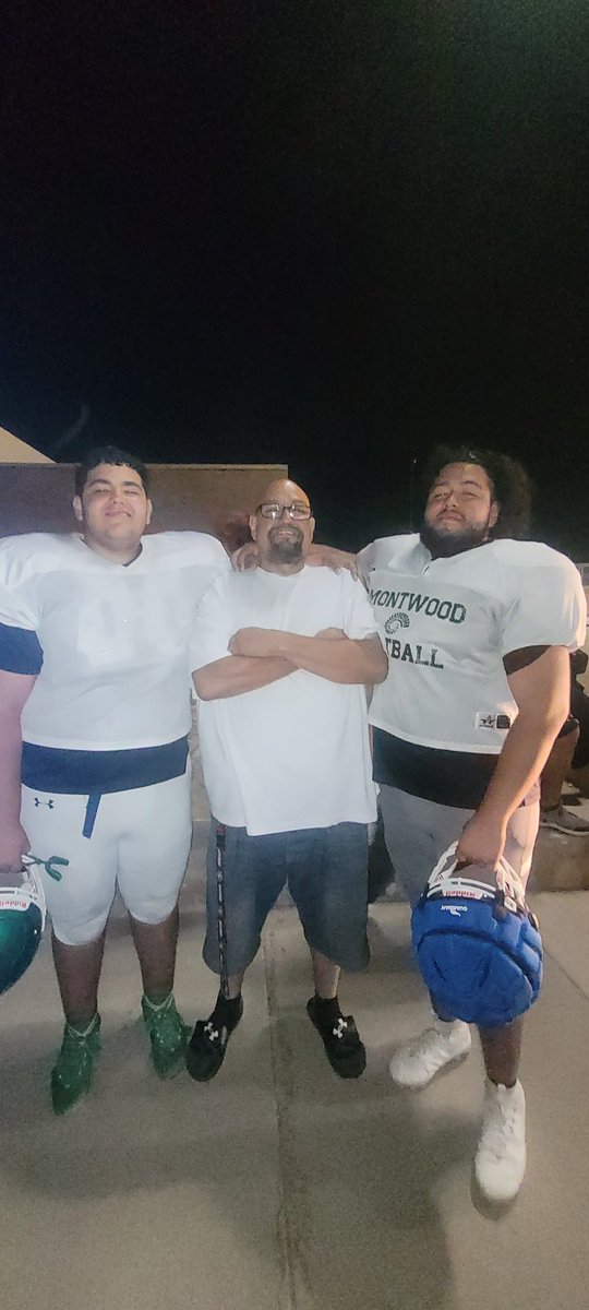 ChristinaNJoe's tweet photo. Montwood Midnight Madness https://t.co/hA57A7QHn9