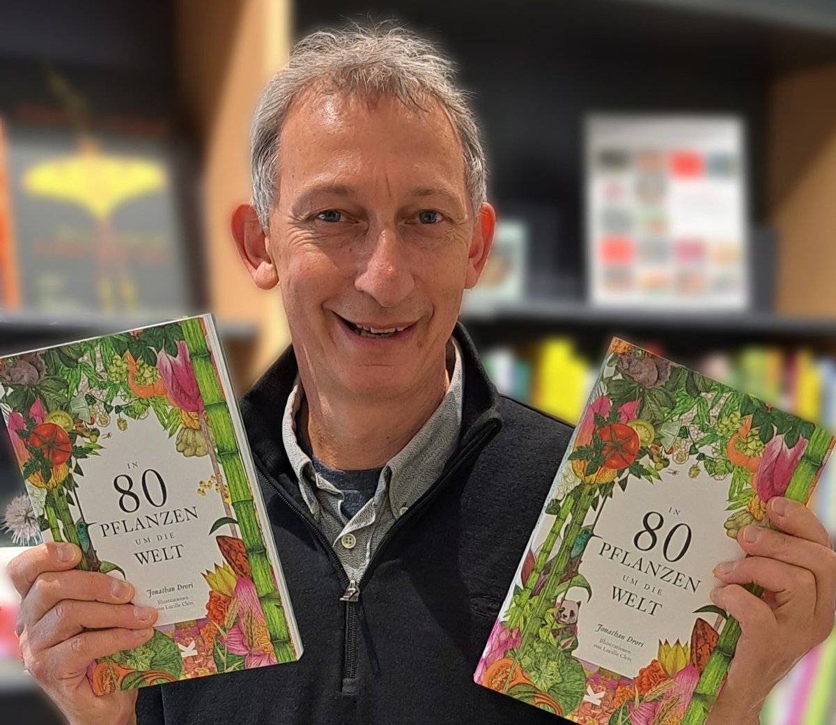 jondrori's tweet photo. „In 80 Pflanzen um die Welt“ ist jetzt als Taschenbuch auf Deutsch erhältlich und verbindet #Botanik, #Geschichte, #Kultur und #Folklore. Exquisit illustriert von @LucilleClerc. Ich bin aufgeregt und erfreut! #80Plants #80Trees @LaurenceKingPub https://t.co/YfKAVQjHZe