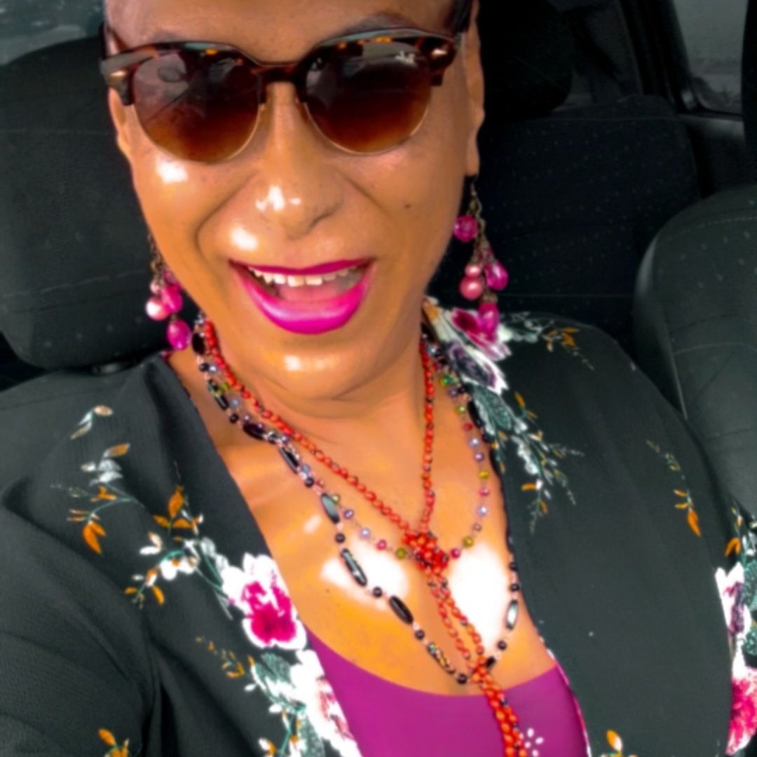 liz_chanel's tweet photo. #NuevaFotoDePerfil
Chicka Morena, Piel Canela
#candelaPura #fuego #ardiente https://t.co/lgdSlKNqHn