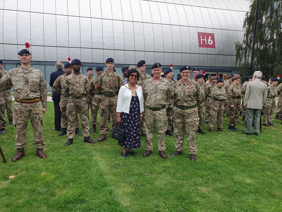 mayorofbarnet's tweet photo. I was pleased to join Mayor's from Westminster,Brent,Harrow,Hillingdon and Camden in the cadets final parade to celebrate their  training. Well done Colonel Angela Richardson and her team for organising such an impressive training and event. Congratulations to all award winners. https://t.co/fnvj0JAYj0