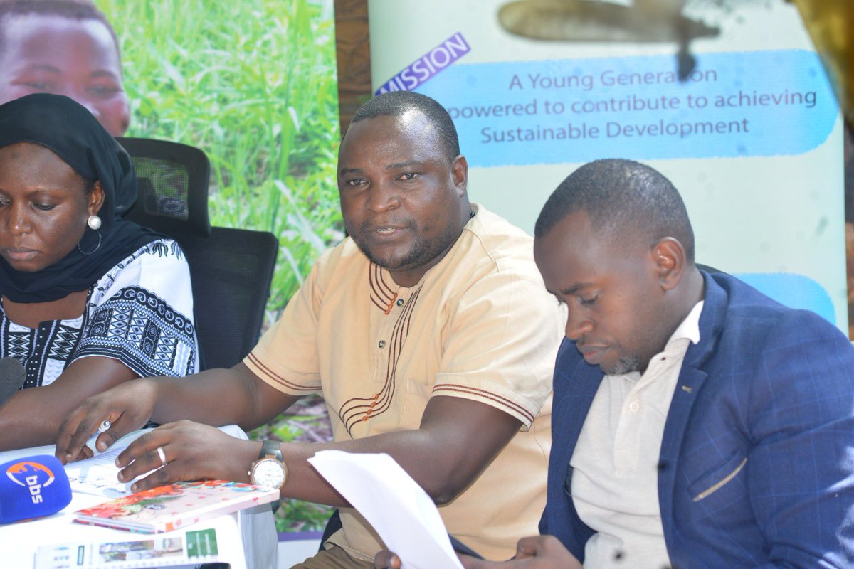 sharon_kiwanuka's tweet photo. As the world embarks on green transition, this year’s theme, “Green Skills for the Youth:Towards a Sustainable World’’, is timely.  It presents an opportunity to nurture a generation of environmentally conscious leaders who are capable of driving positive change.
#FRAPressers https://t.co/Y166SKDYLo