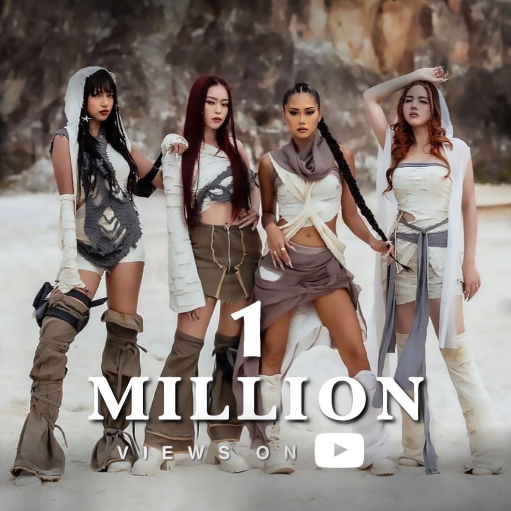 F3UTGHyakAA1qXF?format=jpg&name=medium