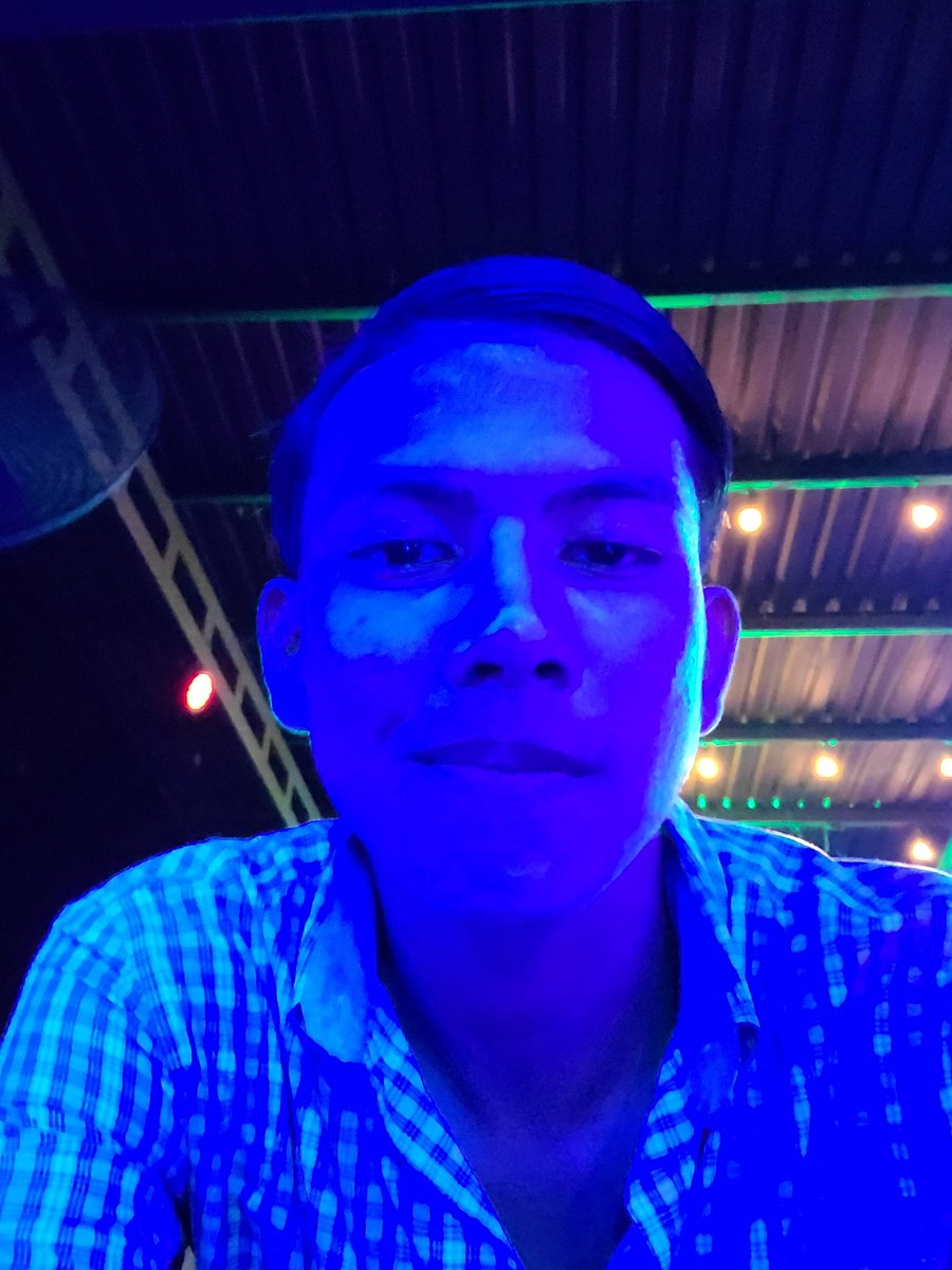 edurami15's tweet photo. last night 🌚 https://t.co/novA8iBD8A