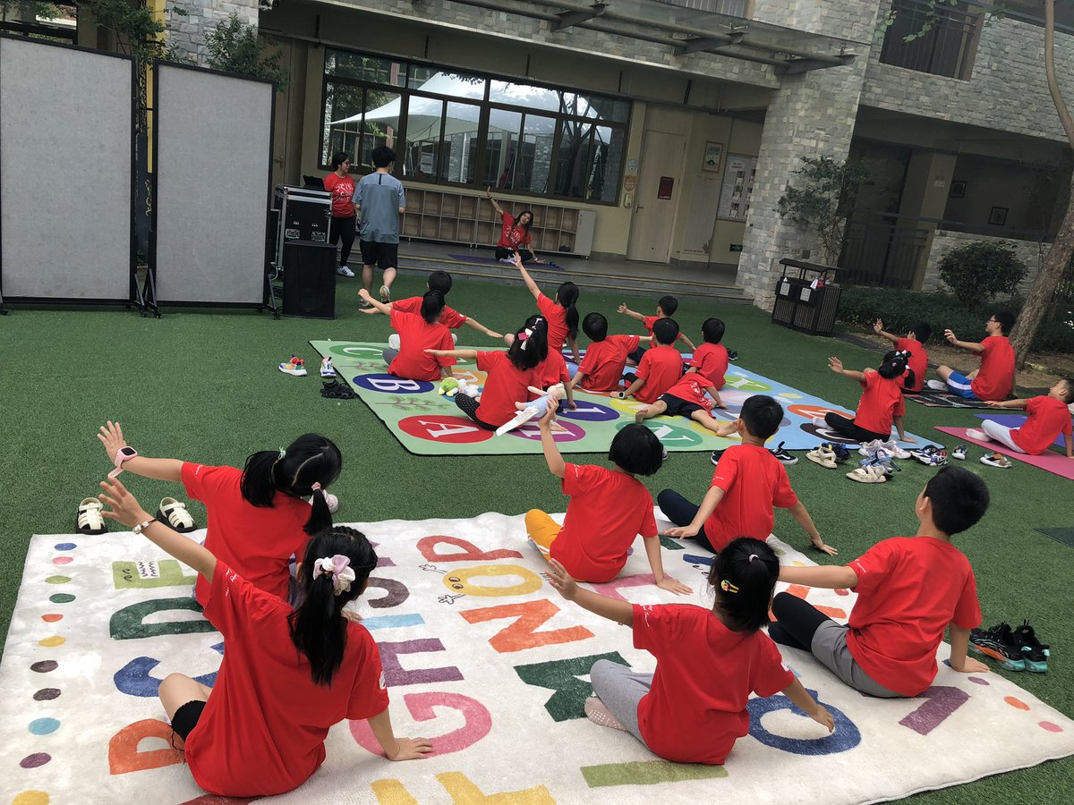 HungKole's tweet photo. Bye summer camp! #summercamp #cisgz #summervacation #grade1 #grade2 https://t.co/ZVatG2ni77