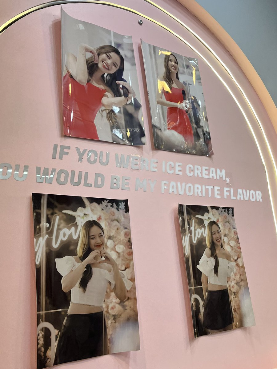 seungkwannie_'s tweet image. #HappyFreenDay
#25thShiningFreenDay
#srchafreen

📍Kazzya Bar Siam Square One