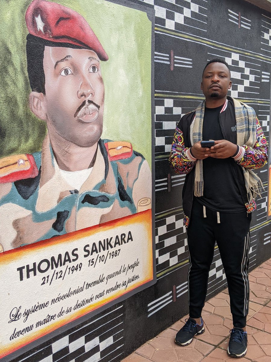 visartculture's tweet photo. Dschang Blog c'est l'histoire de jeune passionné qui décide d'aller de ville en ville prêcher l'évangile du blogging. Aujourd'hui nous sommes à Bayangam.
#DschangBlog2023
#KimboCare
#Dimsoft
#2KAgency
#Wutsi
#Defyhatenow https://t.co/nxmMqh8VVn