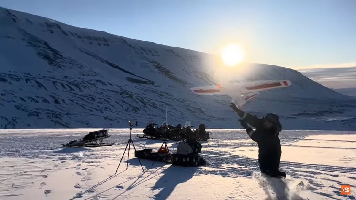 giammaiot2's tweet photo. The Peregrine Is an Aerial Drone That Peers Below the Antarctic Ice with an SDR and a Raspberry Pi
https://t.co/4ViVZ56M1b
Designed to look under the ice, rather than just at the surface, a fleet of these Raspberry Pi-powered drones could...
#SoftwareDefineRadio #SDR
#Drone https://t.co/ToVAmU5bhk