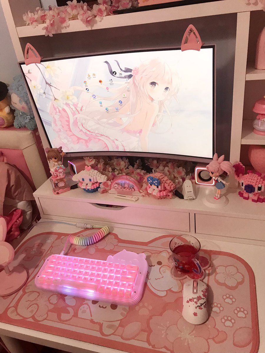 Miyuuily tweet media