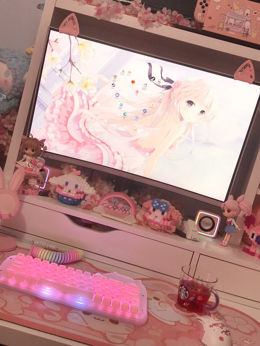Miyuuily tweet media