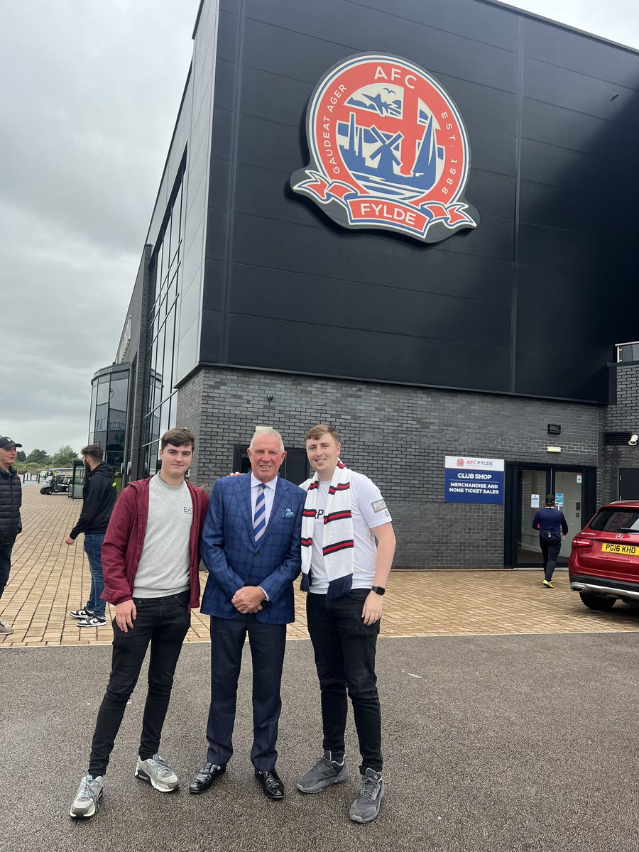 HarrisMacara's tweet photo. Edinburgh to @AFCFylde back at Mill Farm for the first home game of the season after promotion. Mon the Coasters🔴 #ProjectEFL https://t.co/eyUoq6IEqo