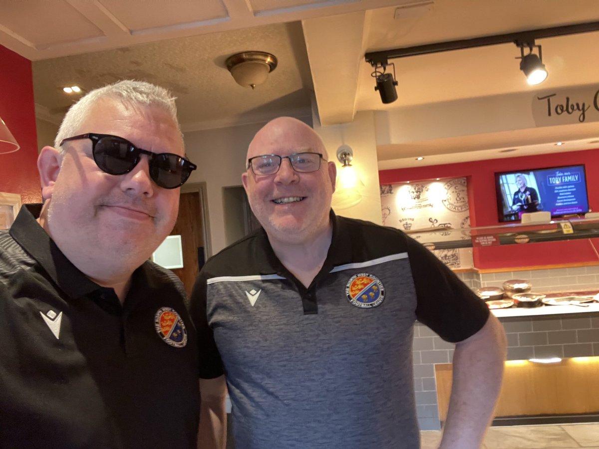 Now then, <a href="/MisterFallon/">Martin Fallon</a> &amp; <a href="/garylangley/">Gary Langley</a> have met up this morning for a power meeting over a power breakfast.  League business gets done on the move, wherever &amp; whenever possible.